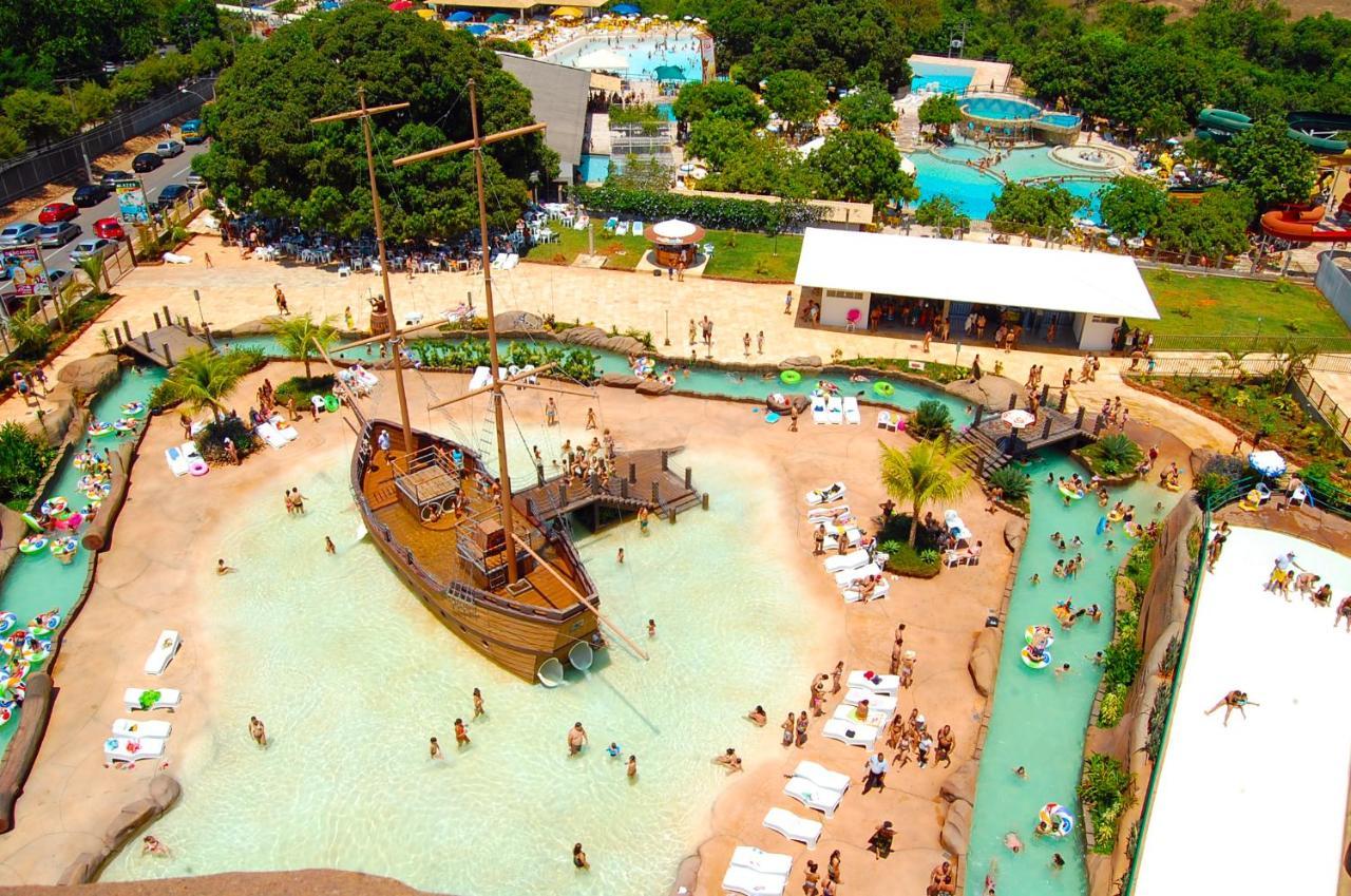 Villas Diroma Com Um Dia No Acqua Park, Splash E Slide Caldas Novas Buitenkant foto