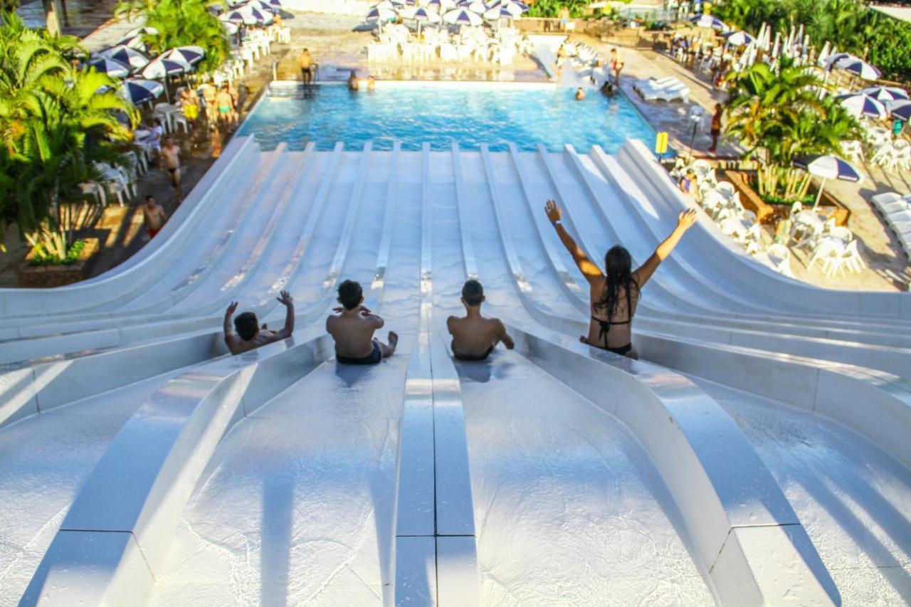 Villas Diroma Com Um Dia No Acqua Park, Splash E Slide Caldas Novas Buitenkant foto