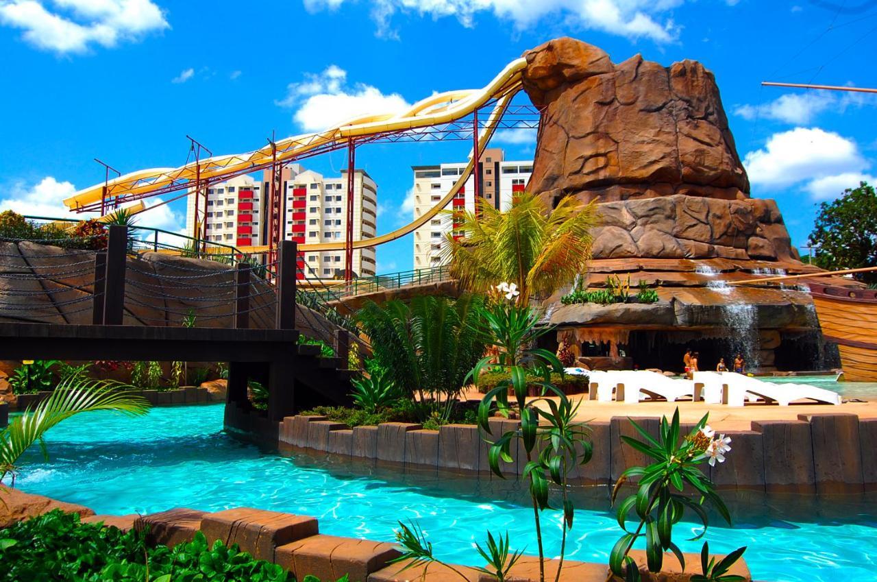 Villas Diroma Com Um Dia No Acqua Park, Splash E Slide Caldas Novas Buitenkant foto